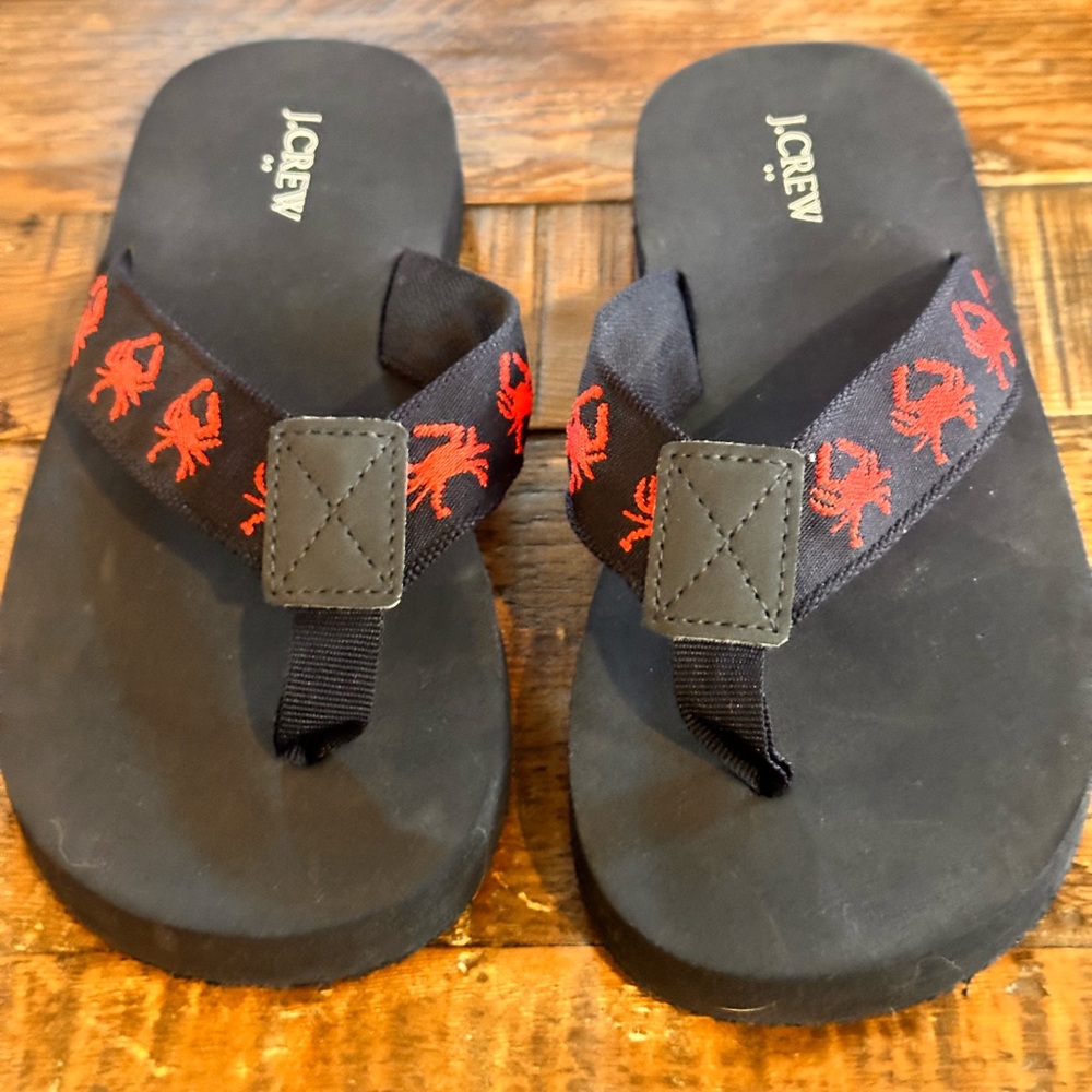 J.Crew Boys Crab Print Flip Flops Navy Red Sandals Coastal Preppy